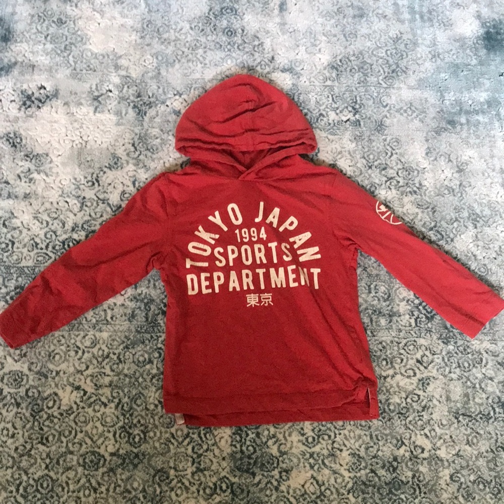 Boy H&M long sleeve T-shirt w/hood size US 4-6Y